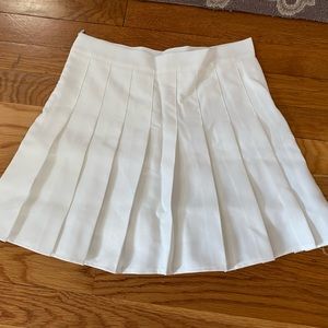White and red tennis skirts